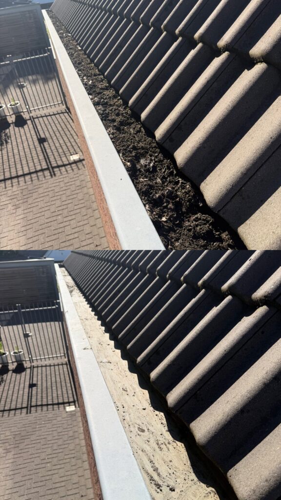 Dakgoot met vuil en aanslag voor en na schoonmaken
